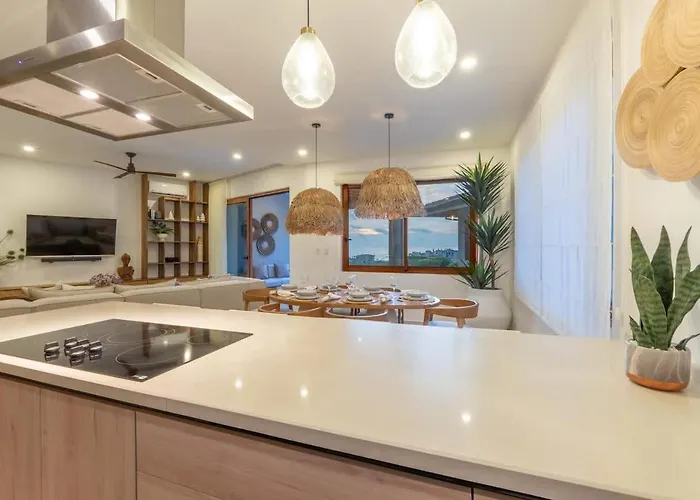 Salty Living - Hills Tamarindo